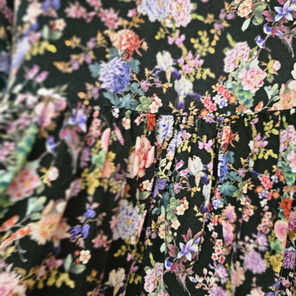Tuckernuck Multicolor Floral Blouse - Picture 11 of 15